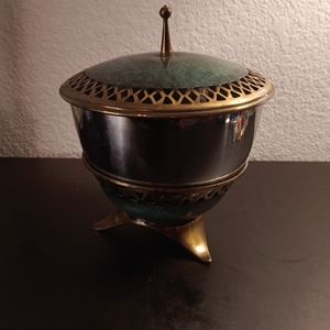 GORGEOUS MCM Oppenheim Brass Enamel 5" Trinket Dish W/ Lid Made in Israel.